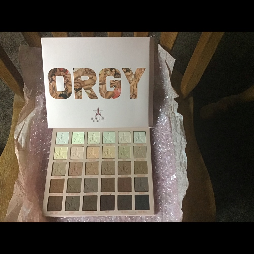Jeffree Star brand new Orgy palette